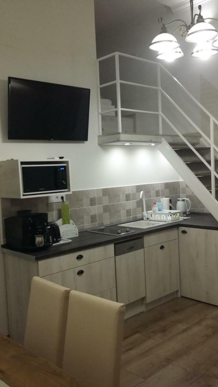 Kossuth Apartmanok Debrecen Exterior foto